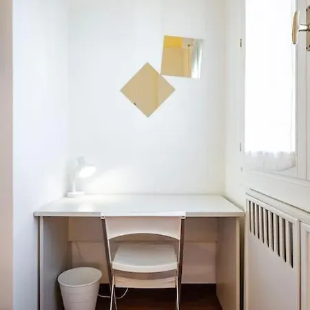 Bidibo Apartment, In Centro Comodo Stazione דירה